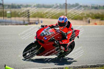 media/Apr-13-2025-TrackXperience (Sun) [[fb1ef998a6]]/Level 2 (Intermediate)/Turn 8 (Session 3)/